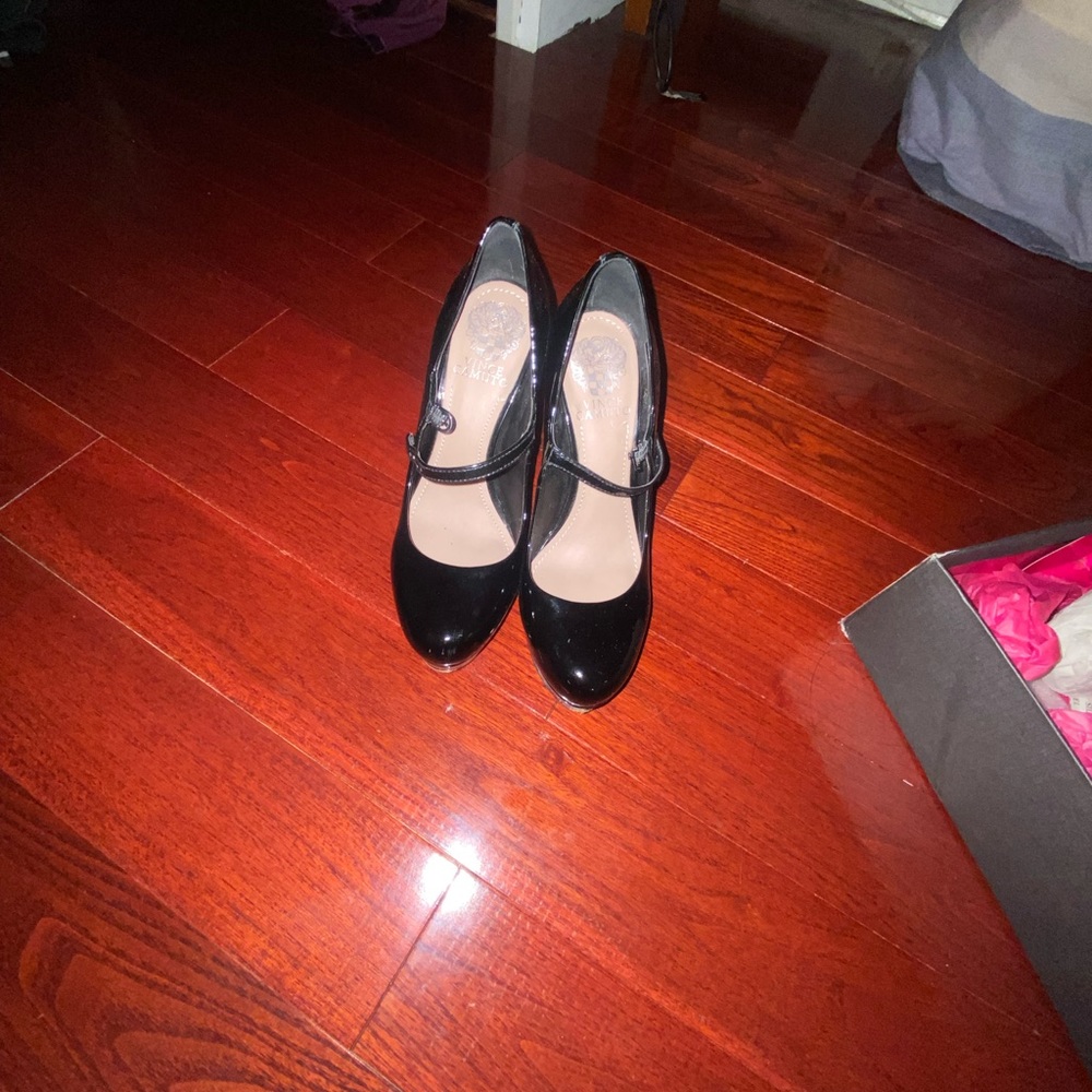 Vince Camuto Patent Leather Mary Janes Platform size 7